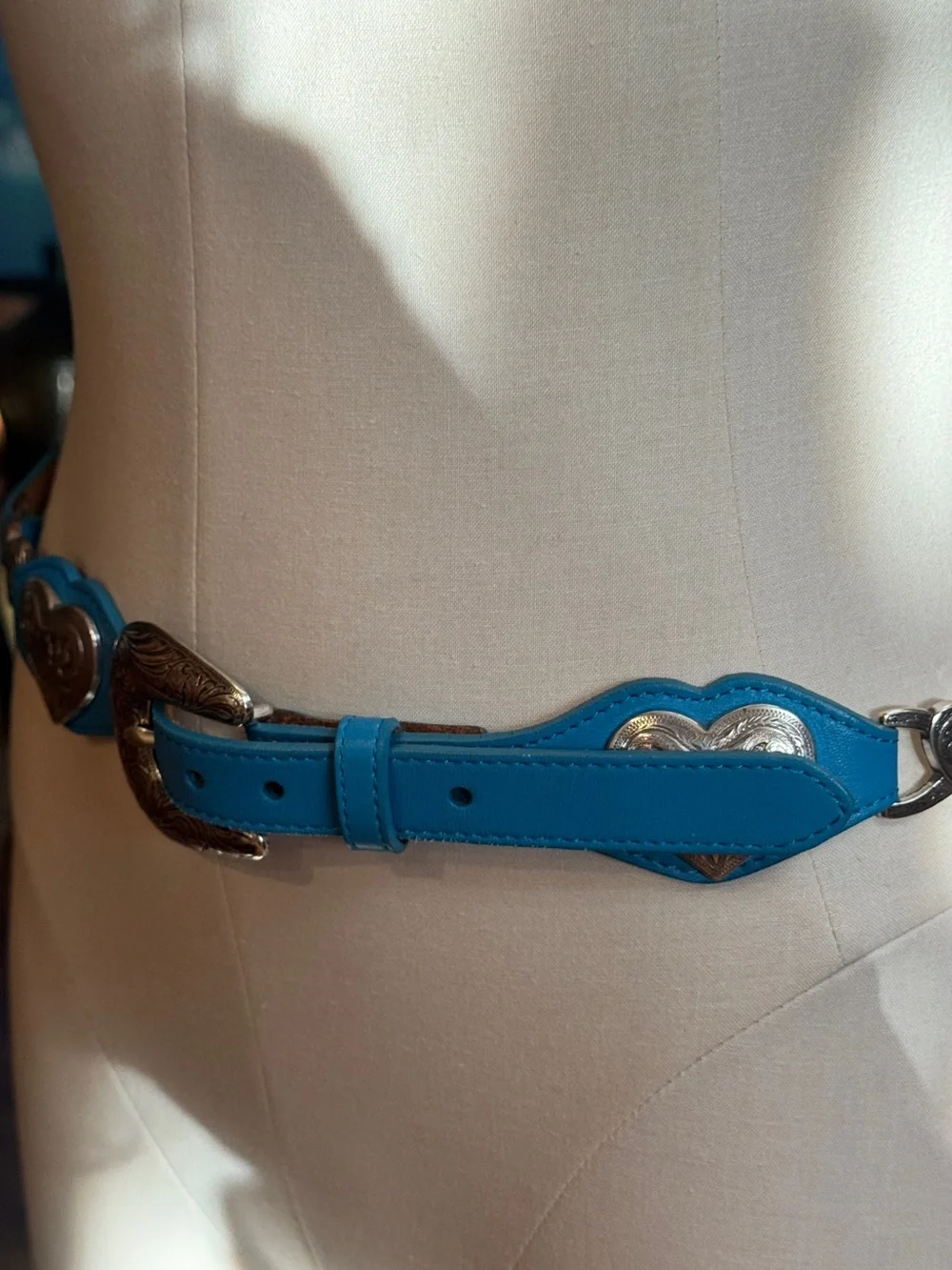 Tony Lama Turquoise Heart Concho Western Belt with Silver-Tone Buckle 37 1/2 L